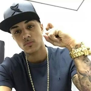 ACAPELLA MC LIVINHO – MEDLEY ,Joga o Botico, Ppk Do Mal, Mulher Kama Sutra, Taca a Popa no Pai Etc… ??